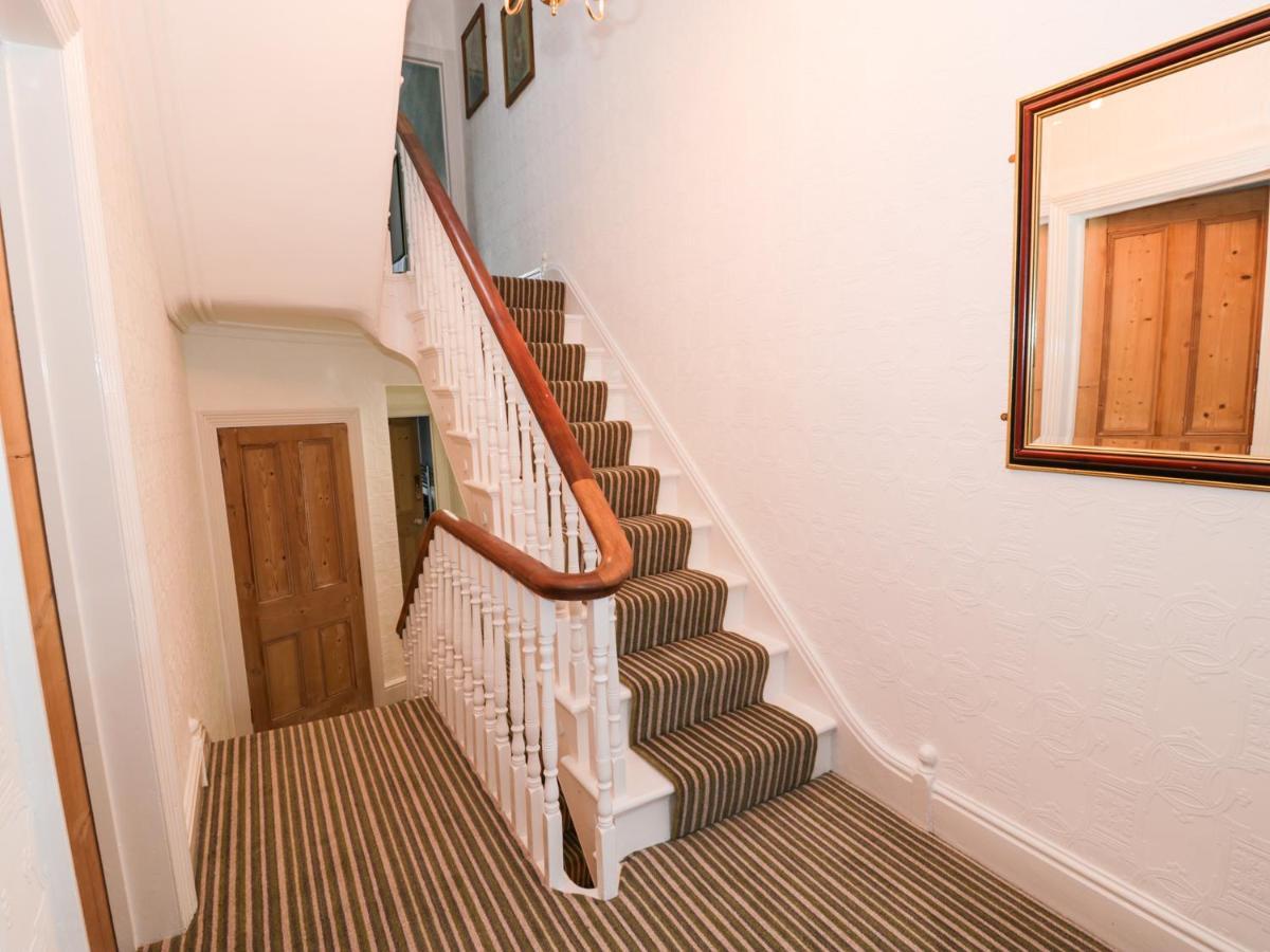 Villa Abbeylands House Llandudno Esterno foto